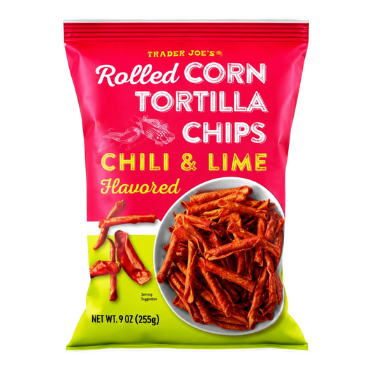 Tortilla chips, chili and lemon